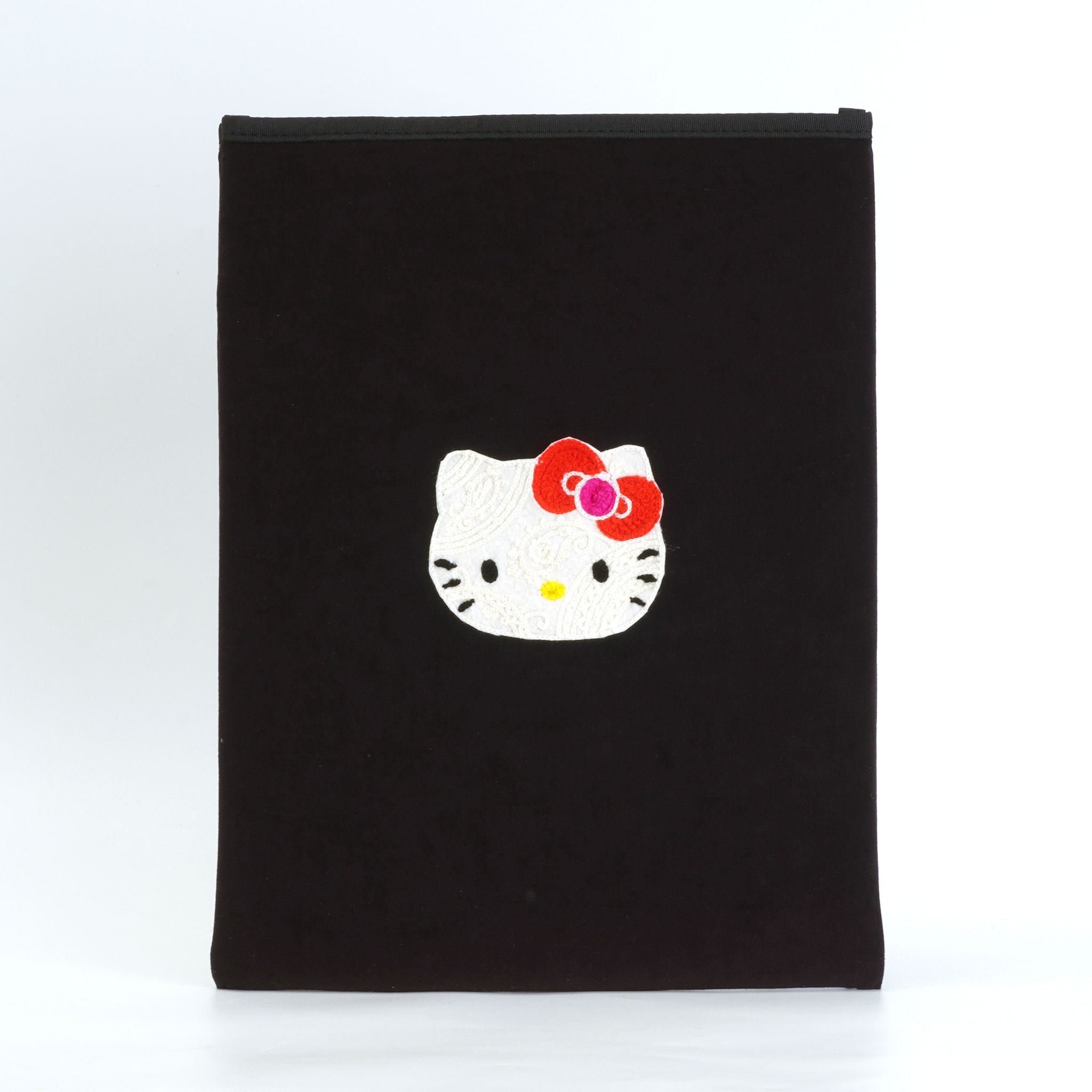 ハローキティ 刺繍モチーフPCケース