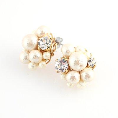 ピアス