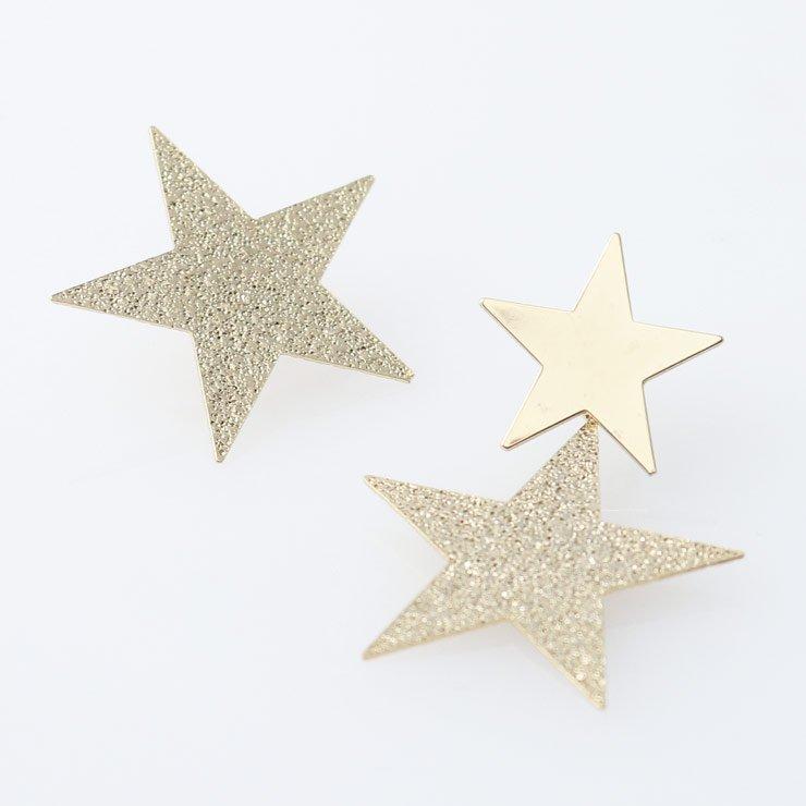 ピアス