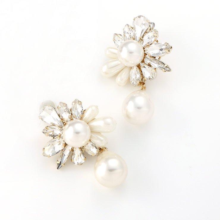 ピアス