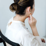Beads x metal motif earrings
