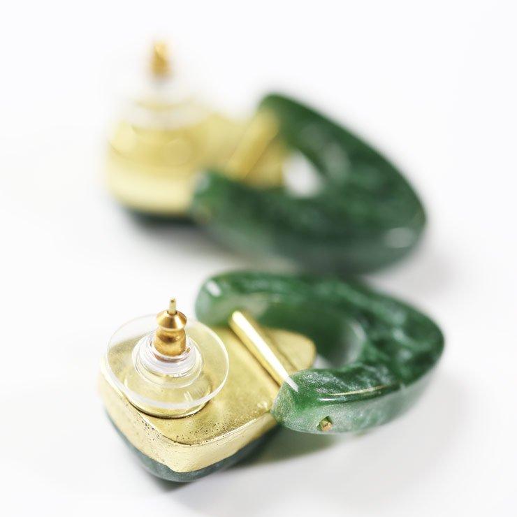 ピアス_レジン