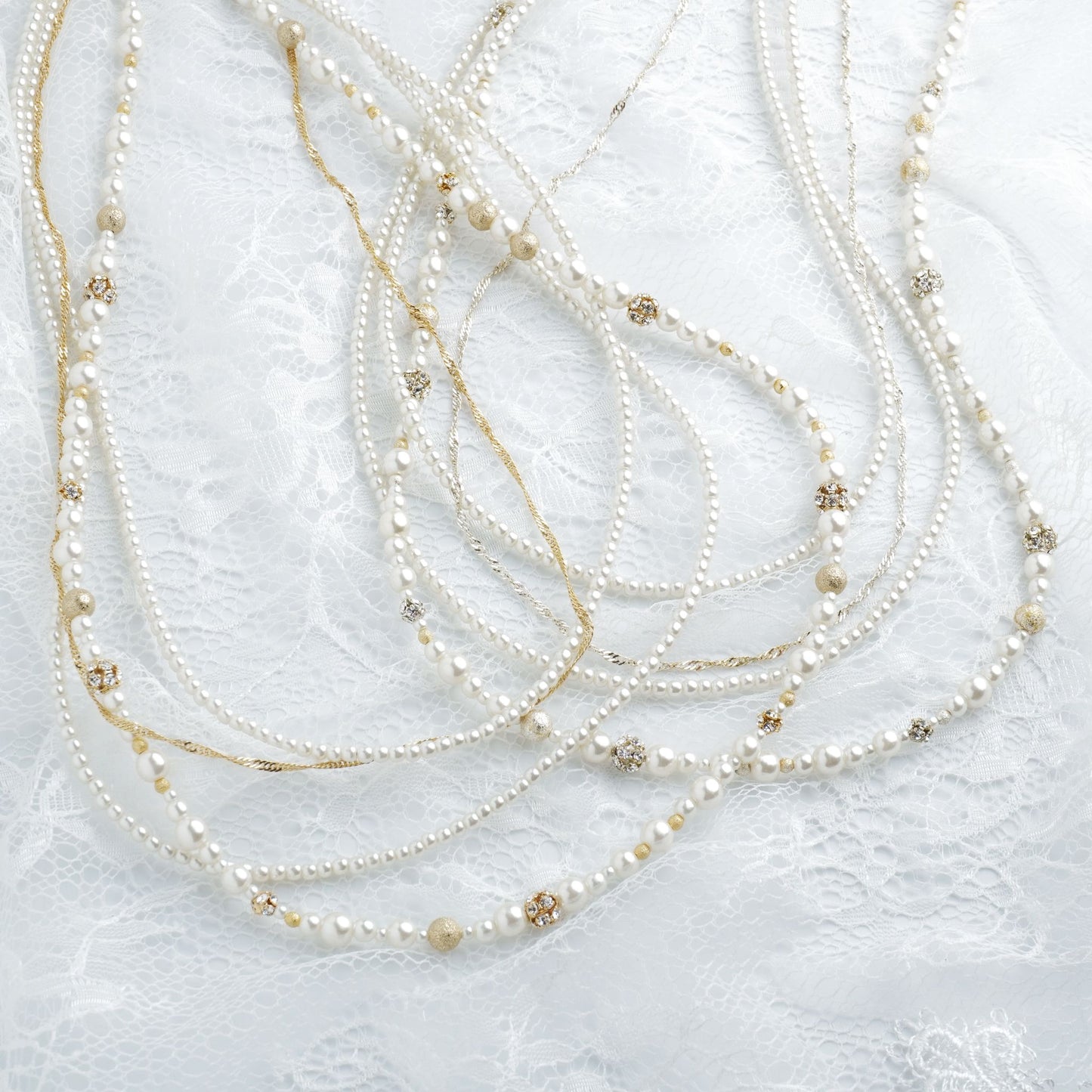 Pearl x Dust ball 4 -thin necklace