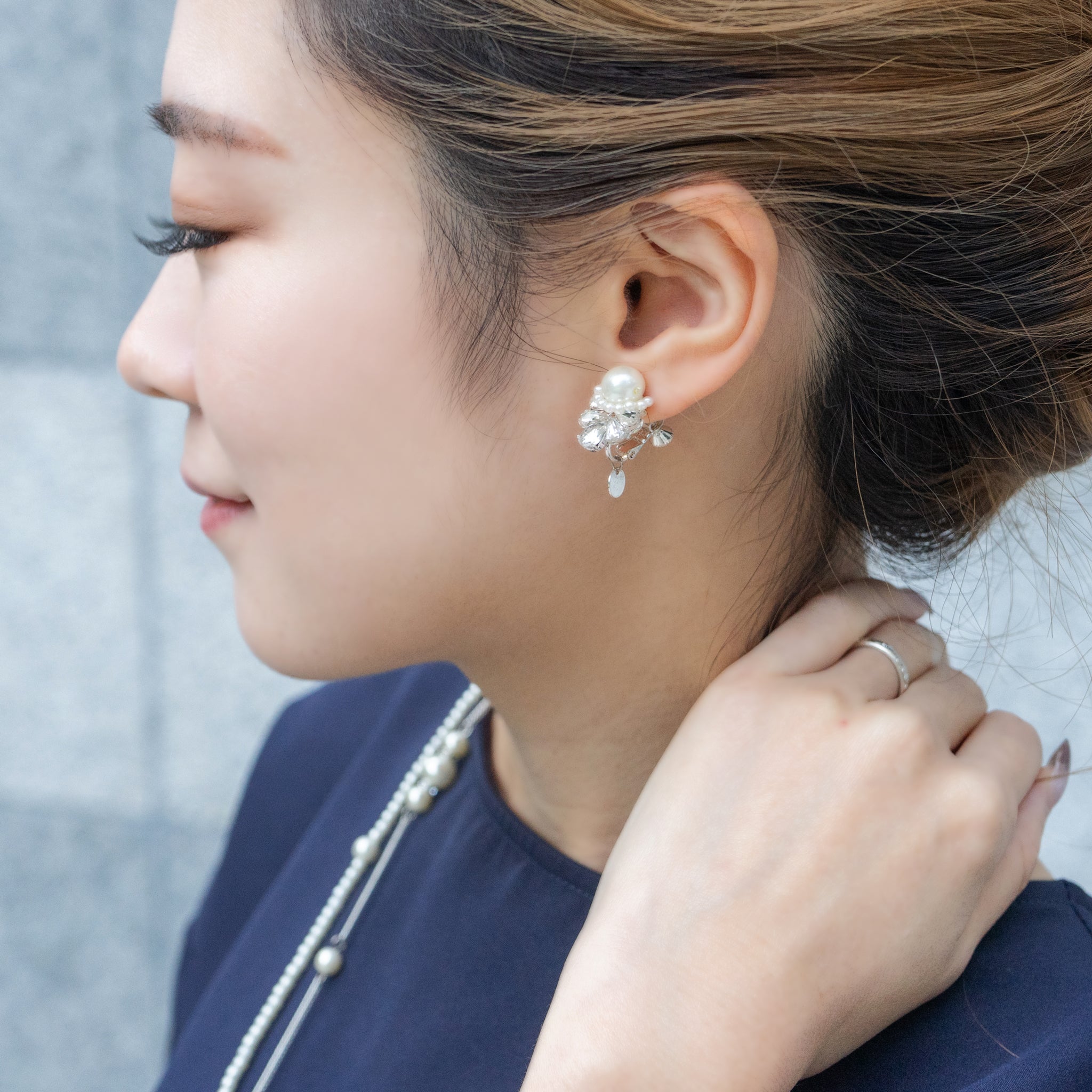 Pearl Stone Motef earrings