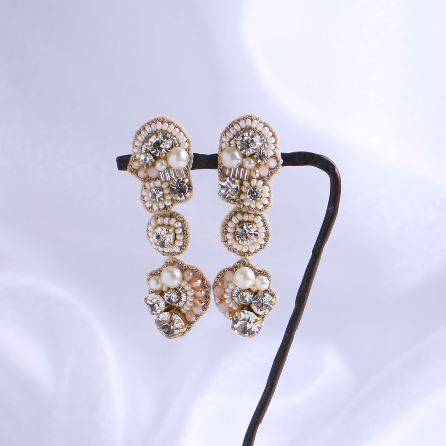 Pearl Bijou Long earrings
