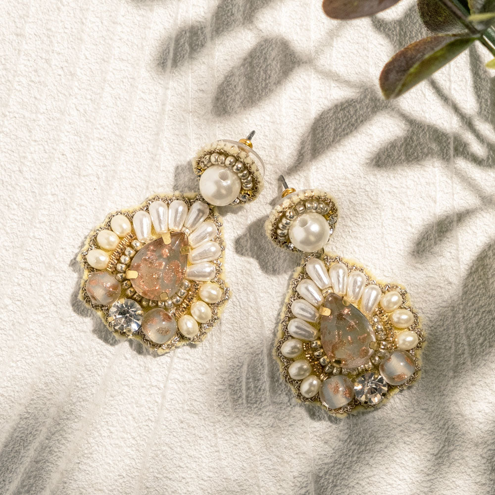 大ぶり ビジュー パール ピアス イヤリング | Anushka アヌシュカ