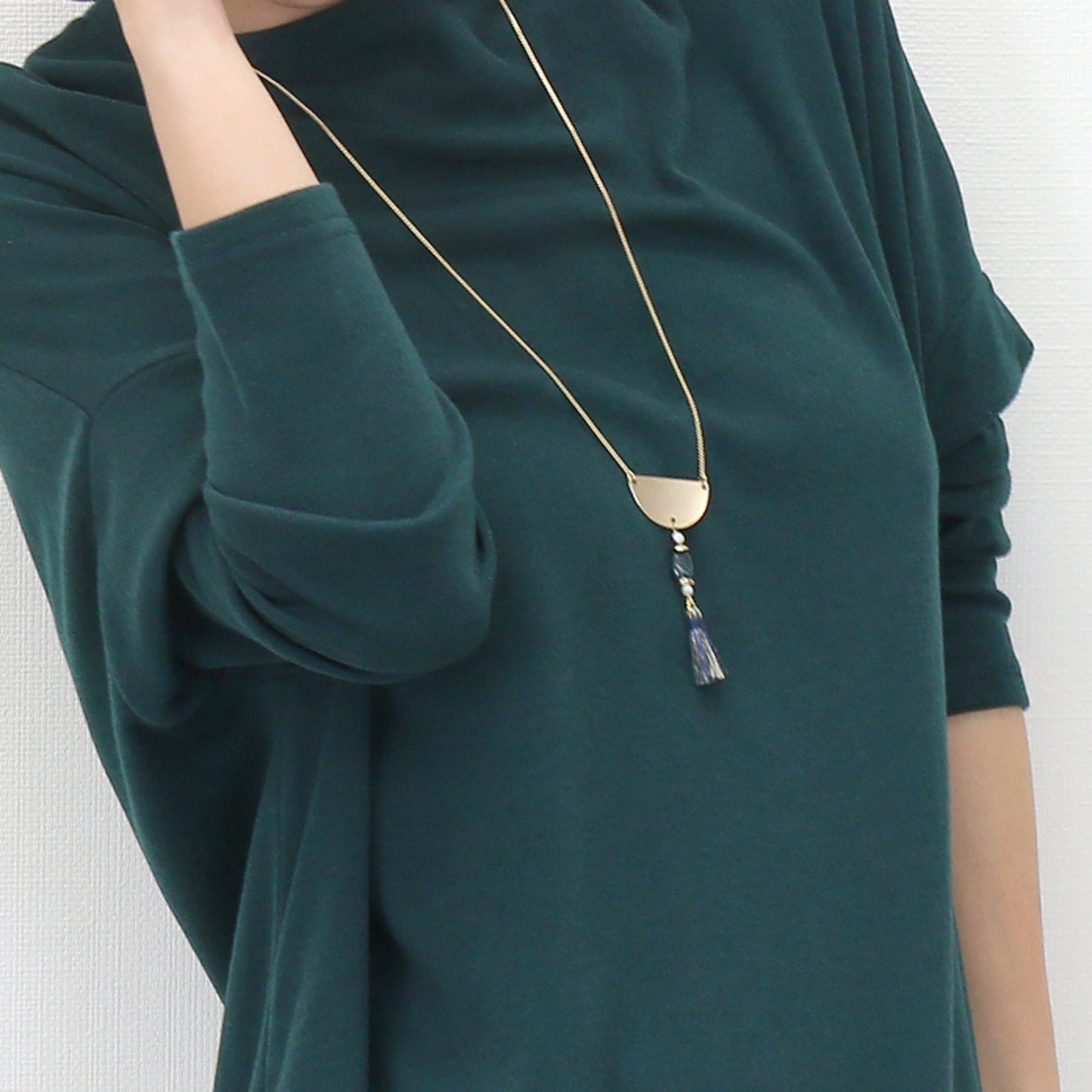 Moss Agate and Agate Tassel Mochi Florong Necklace