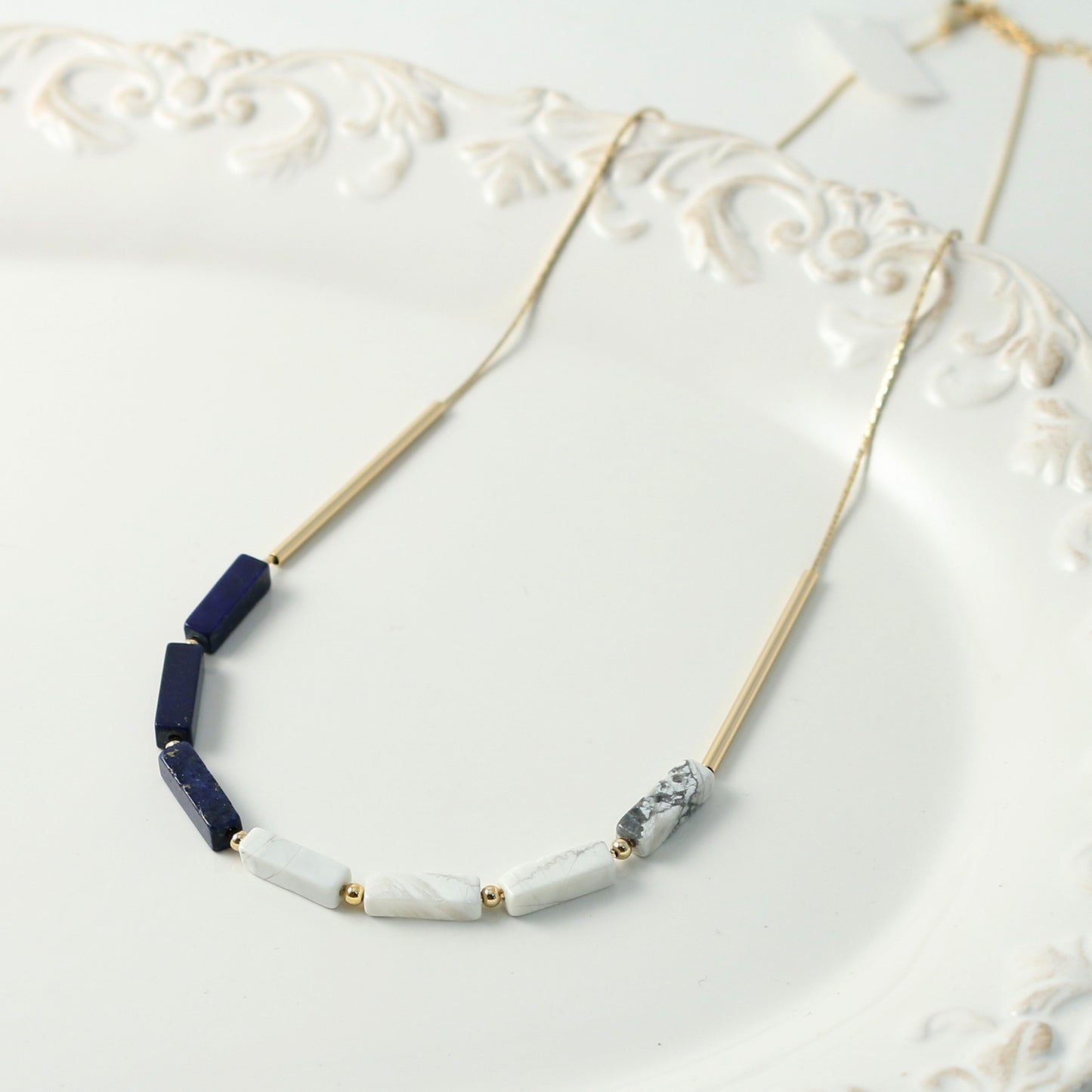 Lapis lazuli, Howlite and metal parts necklace