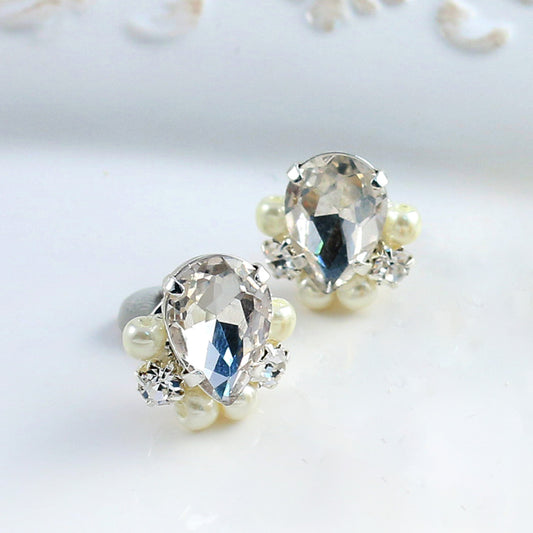Pearl and Shizuku -type bijou motof earrings