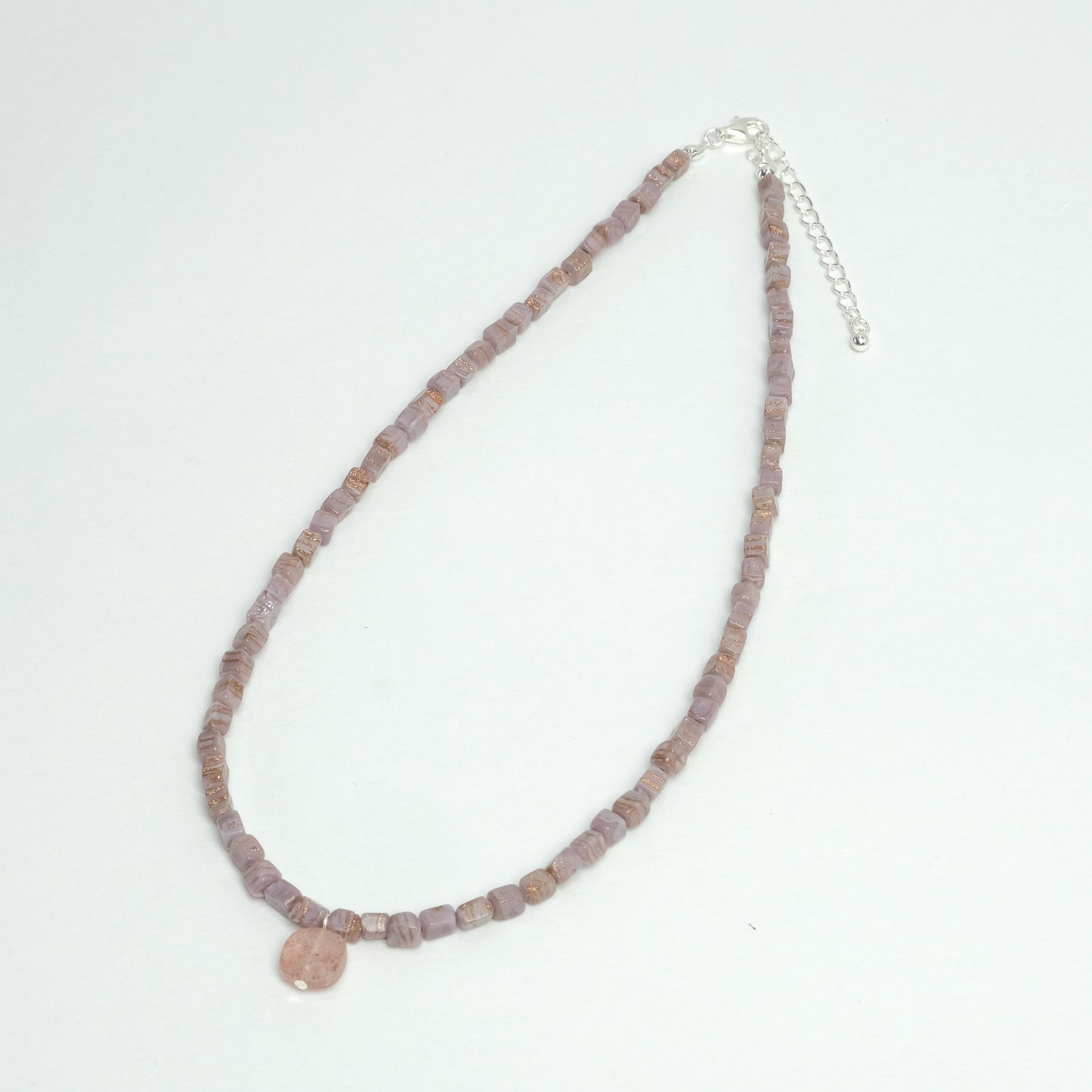 Natural stone x glass bead necklace