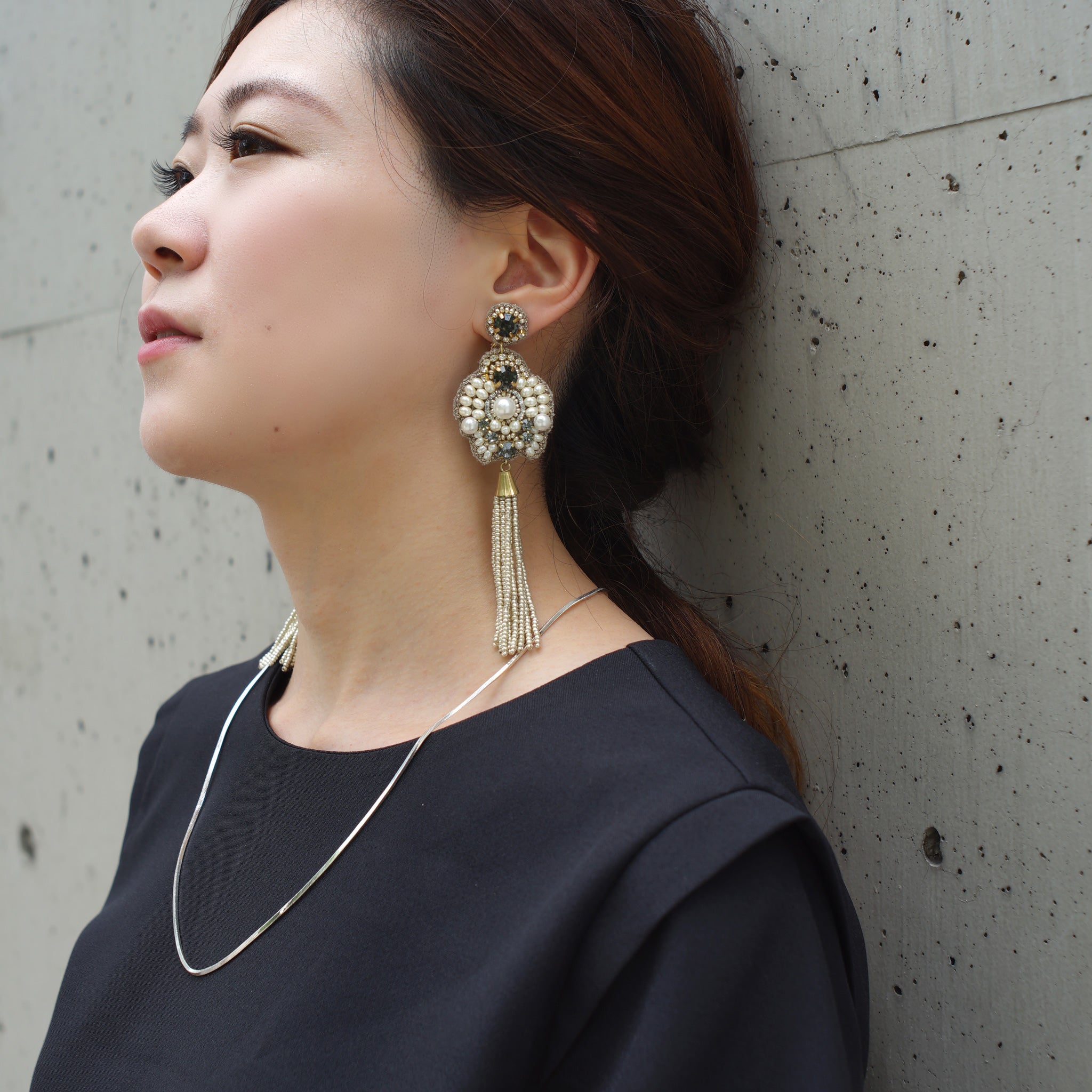 Pearl Bijou x Beadsel earrings