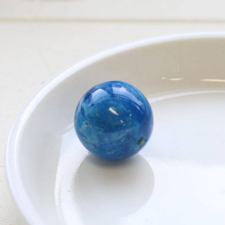 Resin beads round type 17mm blue x 1 white (1 set)